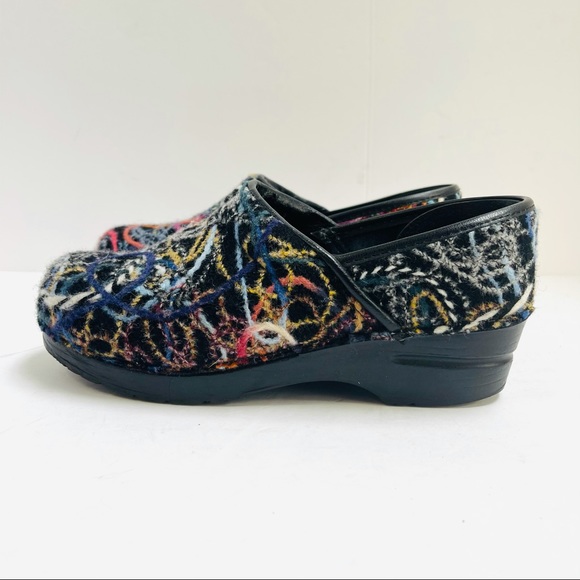 bmw casual running shoes